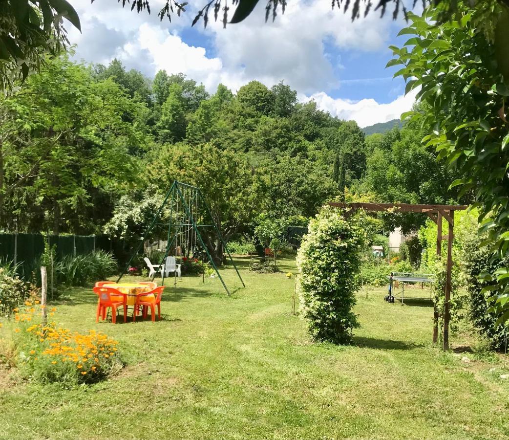 Chambre Et Salle De Bain Prive S'Ouvrant Sur Terrasse, Jardin Et Cuisine D'Ete Quillan Exterior foto